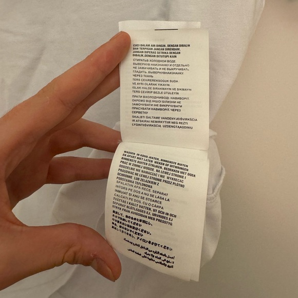 Prada t-shirt - Picture 9 of 12